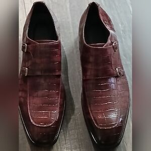 Elegant Brown Crocodile Pattern Men's Loafers